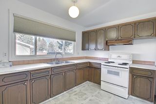 Photo 17: 403 Foritana Road SE in Calgary: Forest Heights Detached for sale : MLS®# A1107679