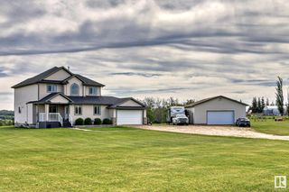 Photo 1: 103 Hillsborough Drive: Rural Sturgeon County House for sale : MLS®# E4354432