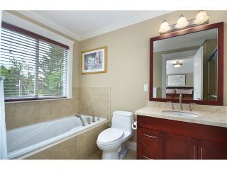 Photo 10: 441 W 16TH Street in North Vancouver: Central Lonsdale 1/2 Duplex for sale : MLS®# V1007183