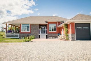 Main Photo: 1595 STONEY PARK Road in Quesnel: Red Bluff/Dragon Lake House for sale : MLS®# R2783004