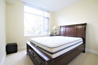 Photo 18: Elegant 2Br 2Ba + Den Well-Maintained Condo at Vancouver West (AR144)