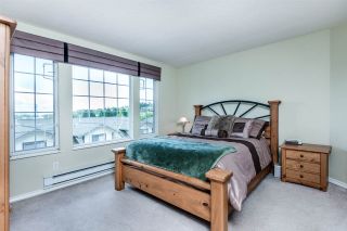 Photo 12: 29 2561 RUNNEL Drive in Coquitlam: Eagle Ridge CQ Townhouse for sale in "Cambridge Court" : MLS®# R2287199