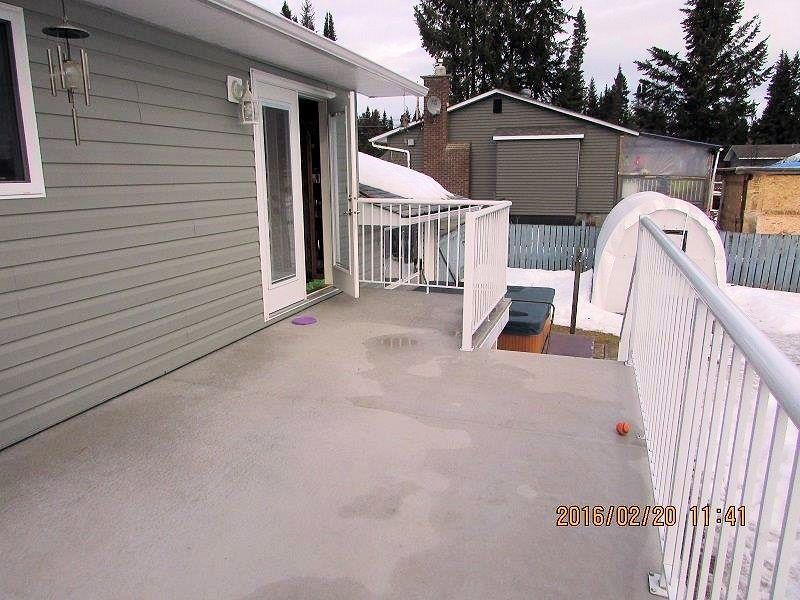Photo 6: Photos: 2810 WILDWOOD Crescent in Prince George: Hart Highlands House for sale (PG City North (Zone 73))  : MLS®# R2132911
