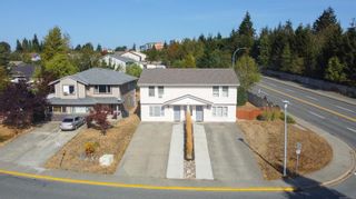 Photo 1: A&B 831 S McPhedran Rd in Campbell River: CR Campbell River Central Full Duplex for sale : MLS®# 952662
