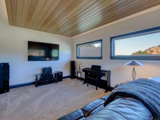 Photo 33: 2207 Riviera Pl in Langford: La Bear Mountain House for sale : MLS®# 921020