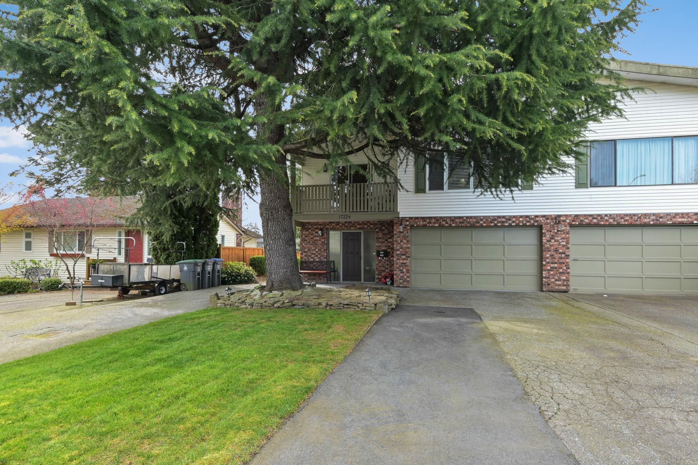 Main Photo: 17224 59A Avenue in Surrey: Cloverdale BC House for sale (Cloverdale)  : MLS®# R2867600