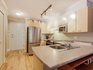 Photo 2: 208 3939 HASTINGS STREET in Burnaby: Vancouver Heights Condo for sale (Burnaby North)  : MLS®# R2078588