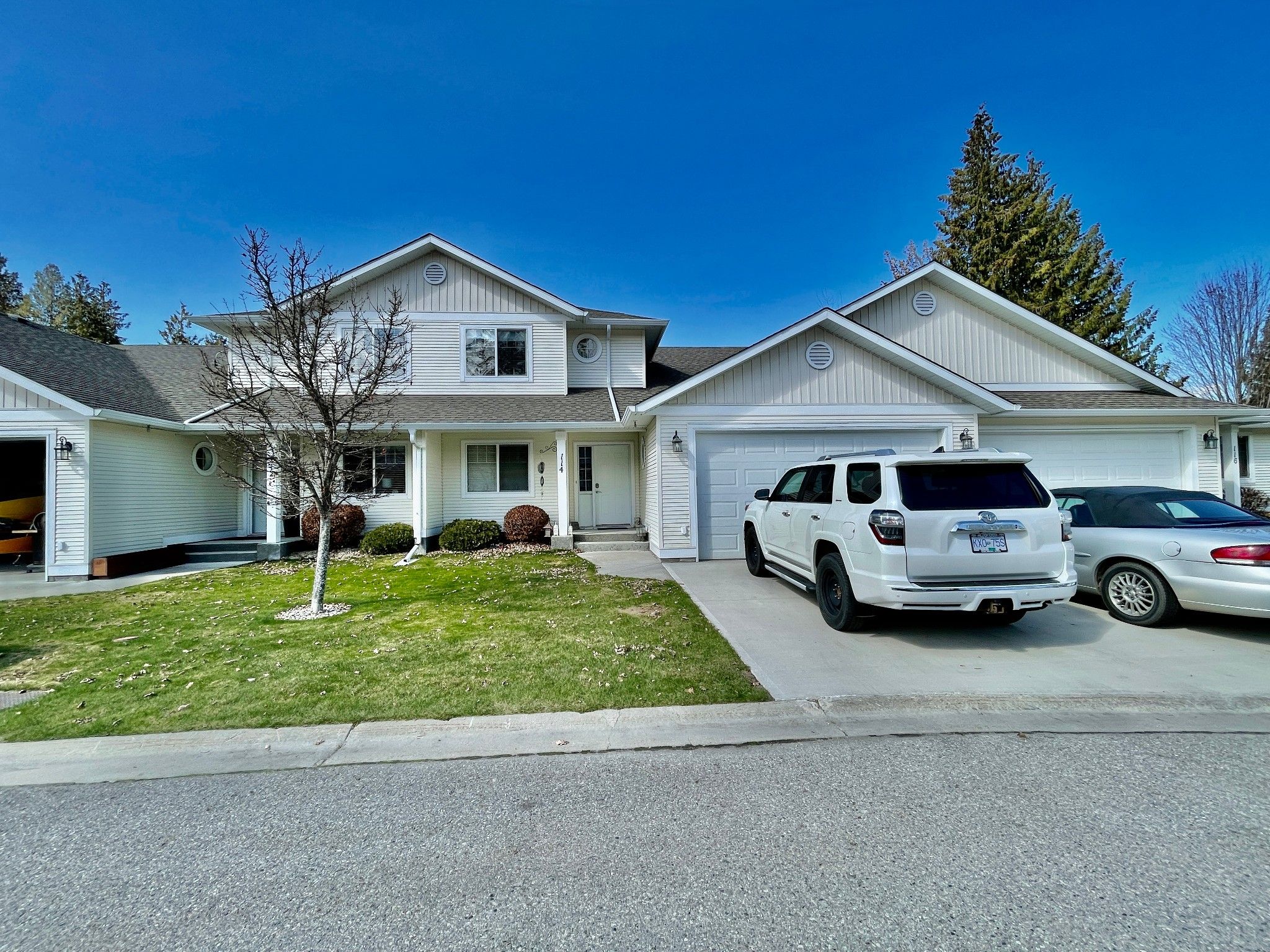 Main Photo: 114 222 Martin Street in Sicamous: Multi-family for sale : MLS®# 10269949