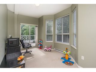 Photo 12: 124 9979 140 Street in Surrey: Whalley Townhouse for sale in "SHERWOOD GREEN" (North Surrey)  : MLS®# R2108711