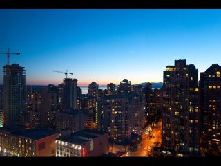 Photo 12: # 2202 1199 SEYMOUR ST in Vancouver: Downtown VW Condo for sale in "BRAVA" (Vancouver West)  : MLS®# V1033200