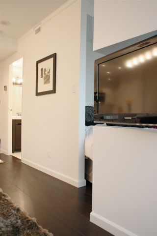Photo 15: 806 1050 BURRARD STREET in Vancouver: Downtown VW Apartment/Condo for sale (Vancouver West)  : MLS®# R2160903