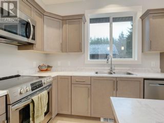 Photo 11: 3822 Trailhead Dr in Sooke: House for sale : MLS®# 954687