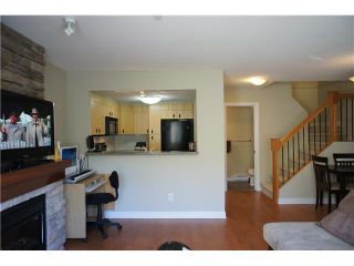 Photo 3: 32 7428 SOUTHWYNDE Avenue in Burnaby: South Slope Townhouse for sale in "LEDGESTONE 2" (Burnaby South)  : MLS®# V1000912
