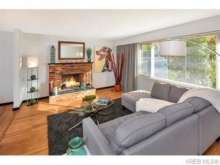 Photo 1: 417 Atkins Ave in VICTORIA: La Atkins House for sale (Langford)  : MLS®# 742888