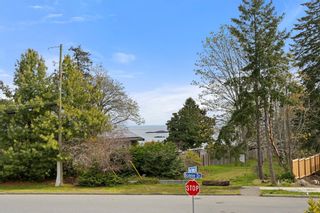 Photo 39: 111 Tom Harris Dr in Nanaimo: Na Hammond Bay Half Duplex for sale : MLS®# 930010