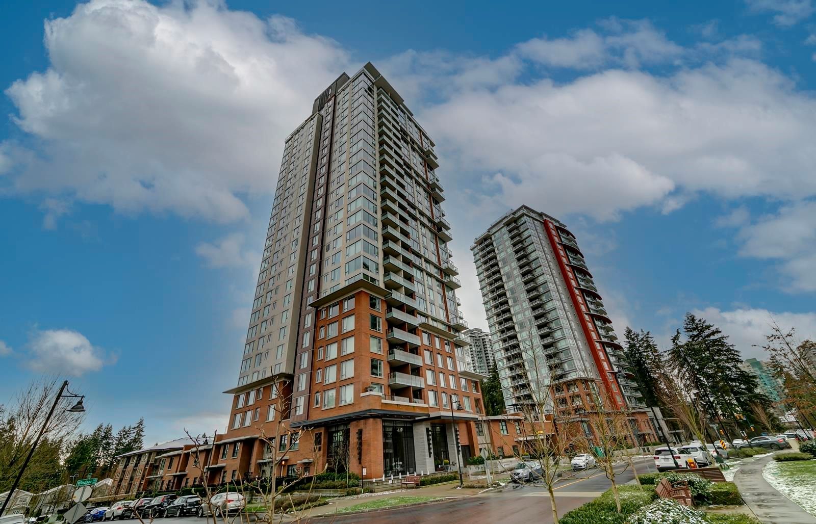 Main Photo: 1004 3100 WINDSOR Gate in Coquitlam: New Horizons Condo for sale in "the Lloyd at Windsor Gate" : MLS®# R2650990