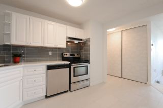 Photo 3: 807 6651 MINORU Boulevard in Richmond: Brighouse Condo for sale in "PARK TOWERS" : MLS®# R2270850