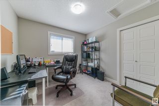Photo 16: 261 Griesbach Road in Edmonton: Zone 27 House for sale : MLS®# E4330343