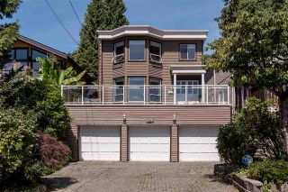 Photo 1: 138 W Windsor Road in North Vancouver: Upper Lonsdale House for sale : MLS®# R2107755
