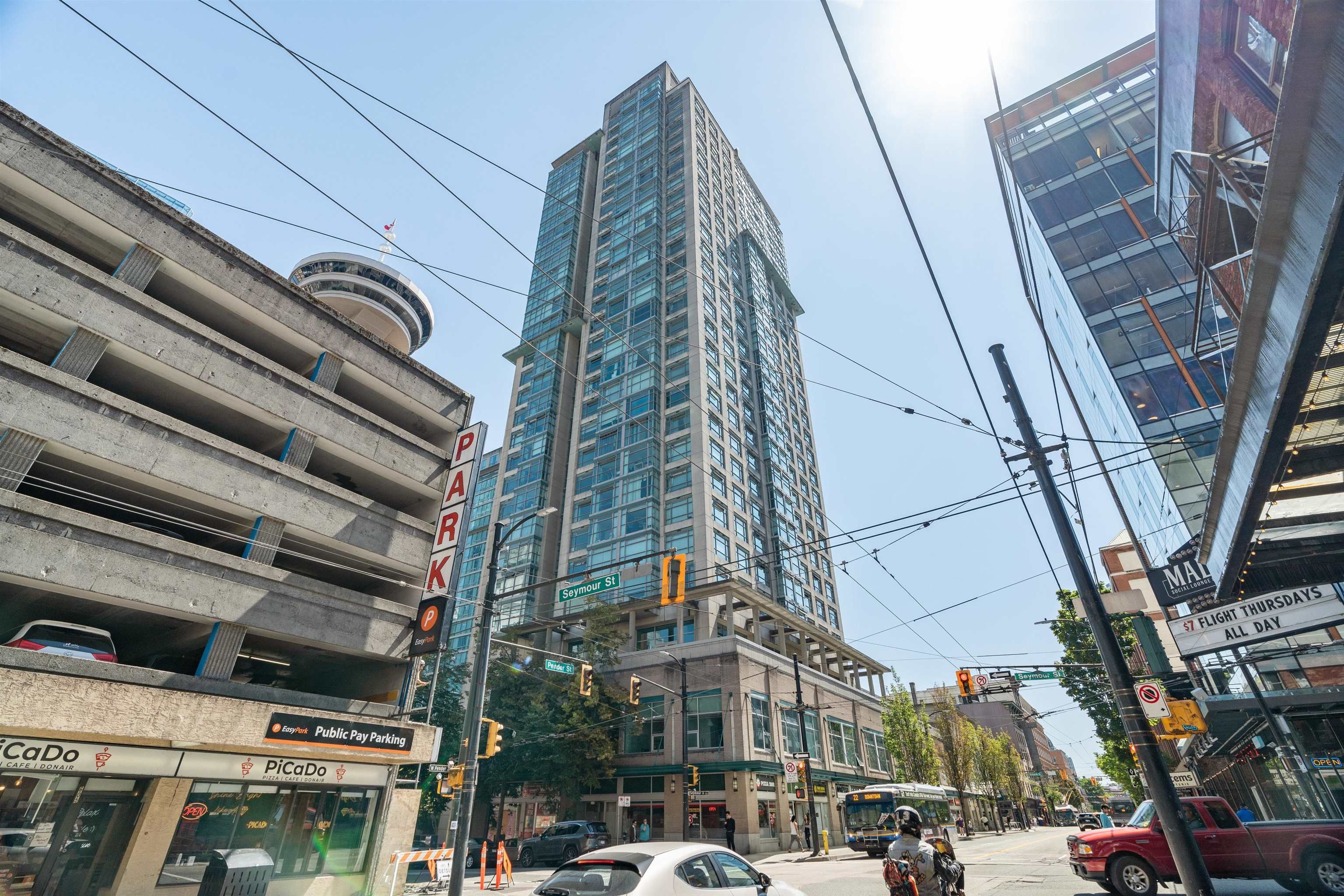 Main Photo: 908 438 SEYMOUR Street in Vancouver: Downtown VW Condo for sale in "CONFERENCE PLAZA" (Vancouver West)  : MLS®# R2836653