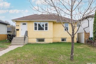 Photo 1: 908 L Avenue South in Saskatoon: King George Residential for sale : MLS®# SK928252