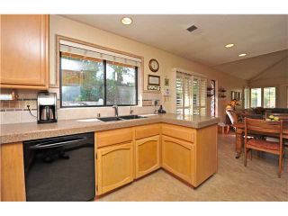Photo 6: SOUTH ESCONDIDO House for sale : 3 bedrooms : 2836 Cantegra Glen in Escondido