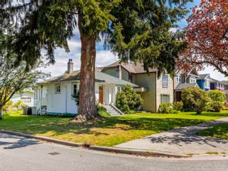 Photo 2: 2893 W 22ND Avenue in Vancouver: Arbutus House for sale in "Arbutus" (Vancouver West)  : MLS®# R2707235