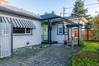 Photo 3: 1878 Townley St in Saanich: SE Camosun House for sale (Saanich East)  : MLS®# 947972