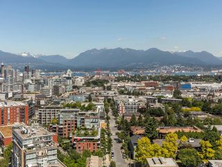 Photo 5: 2205 285 E 10TH AVENUE in Vancouver: Mount Pleasant VE Condo for sale (Vancouver East)  : MLS®# R2599683