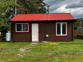 Main Photo: 70 Oliver Avenue: Gull Lake Recreational for sale : MLS®# A2135234