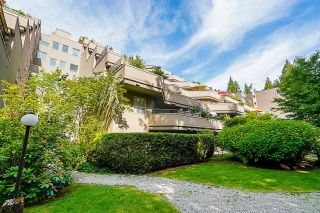 Photo 33: 303 1500 OSTLER Court in North Vancouver: Indian River Condo for sale in "Mountain Terrace" : MLS®# R2716940