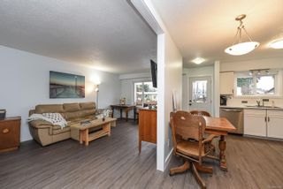 Photo 13: 2200 Stewart Ave in Courtenay: CV Courtenay City House for sale (Comox Valley)  : MLS®# 892585