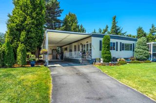 Photo 2: 277 1840 160 Street in Surrey: King George Corridor Manufactured Home for sale in "BREAKAWAY BAYS" (South Surrey White Rock)  : MLS®# R2791929