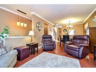 Photo 4: 18 6238 192ND Street in Surrey: Cloverdale BC Townhouse for sale in "BAKERVIEW TERRACE" (Cloverdale)  : MLS®# F1420554