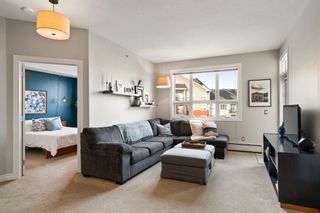 Photo 3: 451 26 Val Gardena View SW in Calgary: Springbank Hill Apartment for sale : MLS®# A2023455
