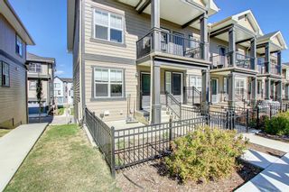 Photo 2: 24 Evanscrest Gardens NW in Calgary: Evanston Row/Townhouse for sale : MLS®# A1258554