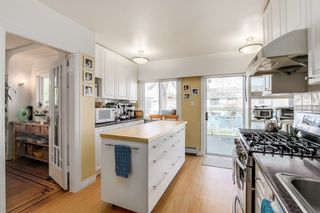 Photo 8: 2445 W 10TH Avenue in Vancouver: Kitsilano House for sale (Vancouver West)  : MLS®# R2135608