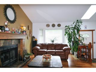 Photo 3: 1284 WHITE PINE Place in Coquitlam: Canyon Springs House for sale : MLS®# V1013466