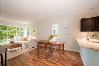 Photo 2: 204 2250 W 3RD Avenue in Vancouver: Kitsilano Condo for sale in "Henley Park" (Vancouver West)  : MLS®# R2710005
