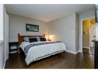 Photo 11: 6 7551 140 Street in Surrey: East Newton Townhouse for sale in "Glenview Estates" : MLS®# R2244371