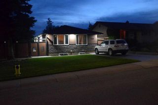 Photo 2: 2439 41 Street SE in Calgary: Forest Lawn Detached for sale : MLS®# A2061901
