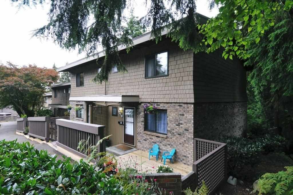Main Photo: 331A EVERGREEN Drive in Port Moody: College Park PM Townhouse for sale in "EVERGREEN" : MLS®# R2087745