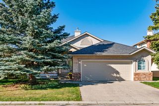 Photo 3: 1592 Evergreen Hill SW in Calgary: Evergreen Detached for sale : MLS®# A2007442