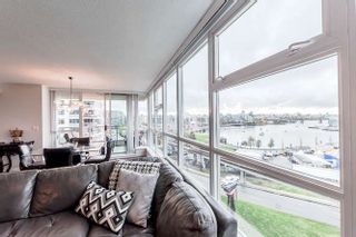 Photo 11: 905 125 MILROSS Avenue in Vancouver: Mount Pleasant VE Condo for sale in "CREEKSIDE" (Vancouver East)  : MLS®# R2218297