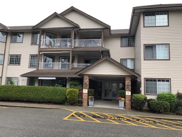 Main Photo: 207 32145 OLD YALE Road in Abbotsford: Abbotsford West Condo for sale in "CYPRESS PARK" : MLS®# R2463885