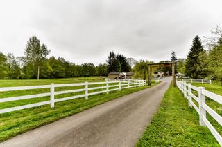 Photo 2: 25786 62 in : County Line Glen Valley House for sale (Langley)  : MLS®# f1439719