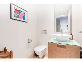 Photo 9: # 3301 1111 ALBERNI ST in Vancouver: West End VW Condo for sale (Vancouver West)  : MLS®# V1065112