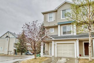 Photo 2: 112 Copperfield Lane SE in Calgary: Copperfield Row/Townhouse for sale : MLS®# A2049238