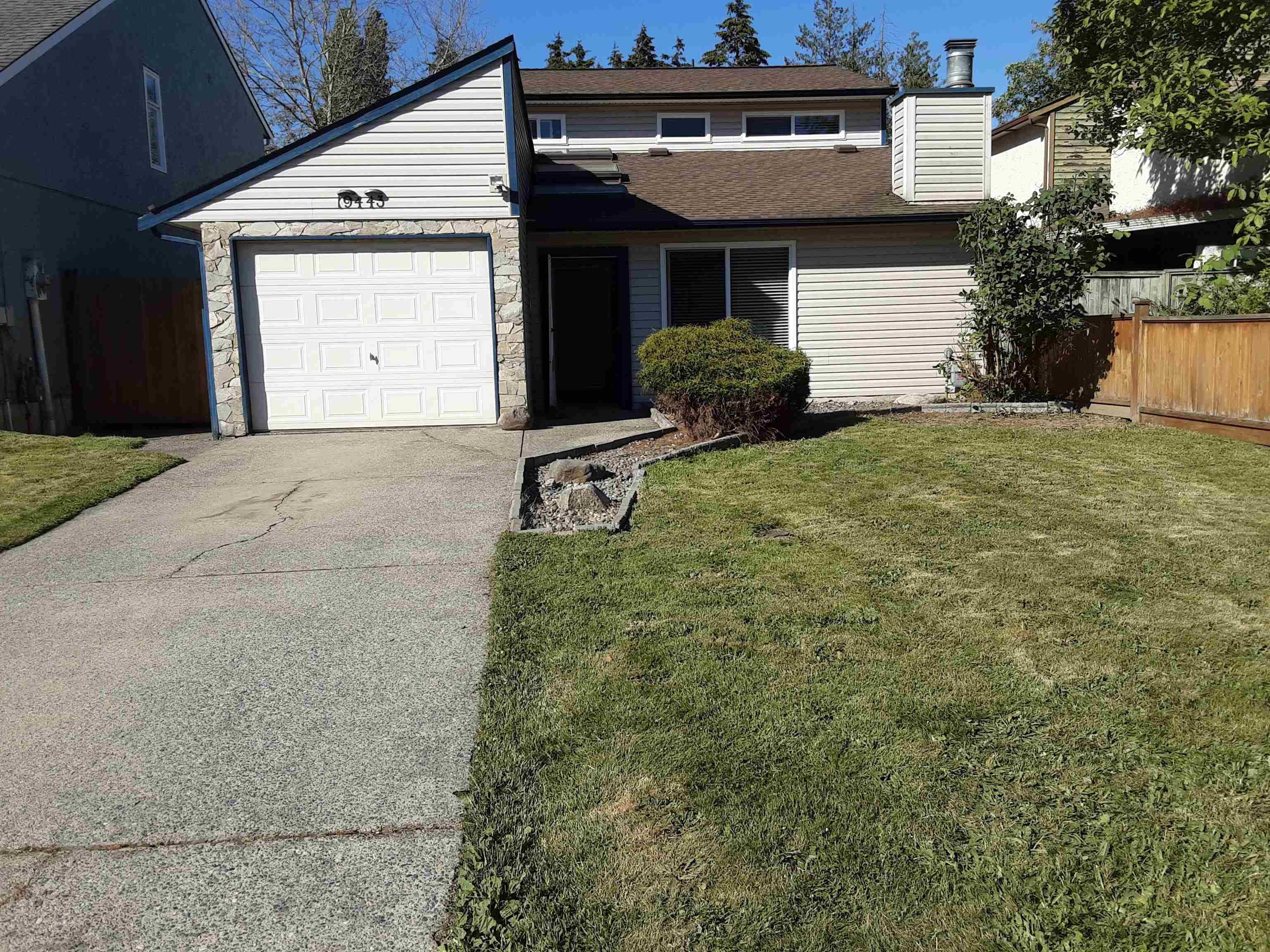 Main Photo: 19443 62 Avenue in Surrey: Cloverdale BC House for sale (Cloverdale)  : MLS®# R2704218