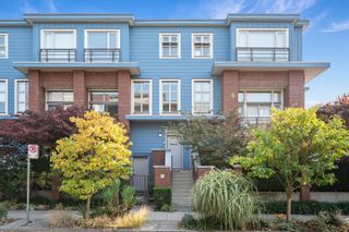Photo 1: 2838 WATSON Street in Vancouver: Mount Pleasant VE Townhouse for sale (Vancouver East)  : MLS®# R2740170
